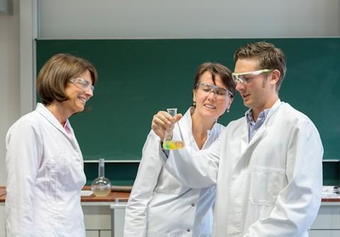 Chemieunterricht an bayerischen Gymnasien